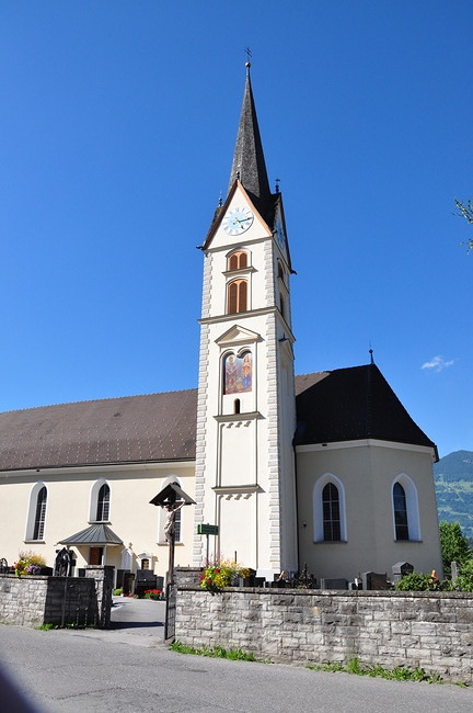 Kirchen und Kapellen in Nenzing Gurtis und FrastanzKapelle Maria Schnee in Halden Frastanz, Lourdes-Kapelle in Gampel?n, Mari? Heimsuchung in Gurtis, Hl Mauritius in Nenzing, Kapelle Hll Valentin und Magnus in Latz